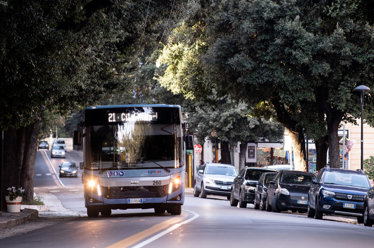 Trasporto pubblico, c’è il piano: aumento chilometri, frequenze e personale per Sgm pubblica