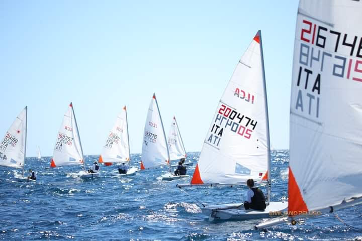 TUTTO PRONTO PER LA REGATA ZONALE CLASSE ILCA ORGANIZZATA DAL CIRCOLO NAUTICO L’APPRODO