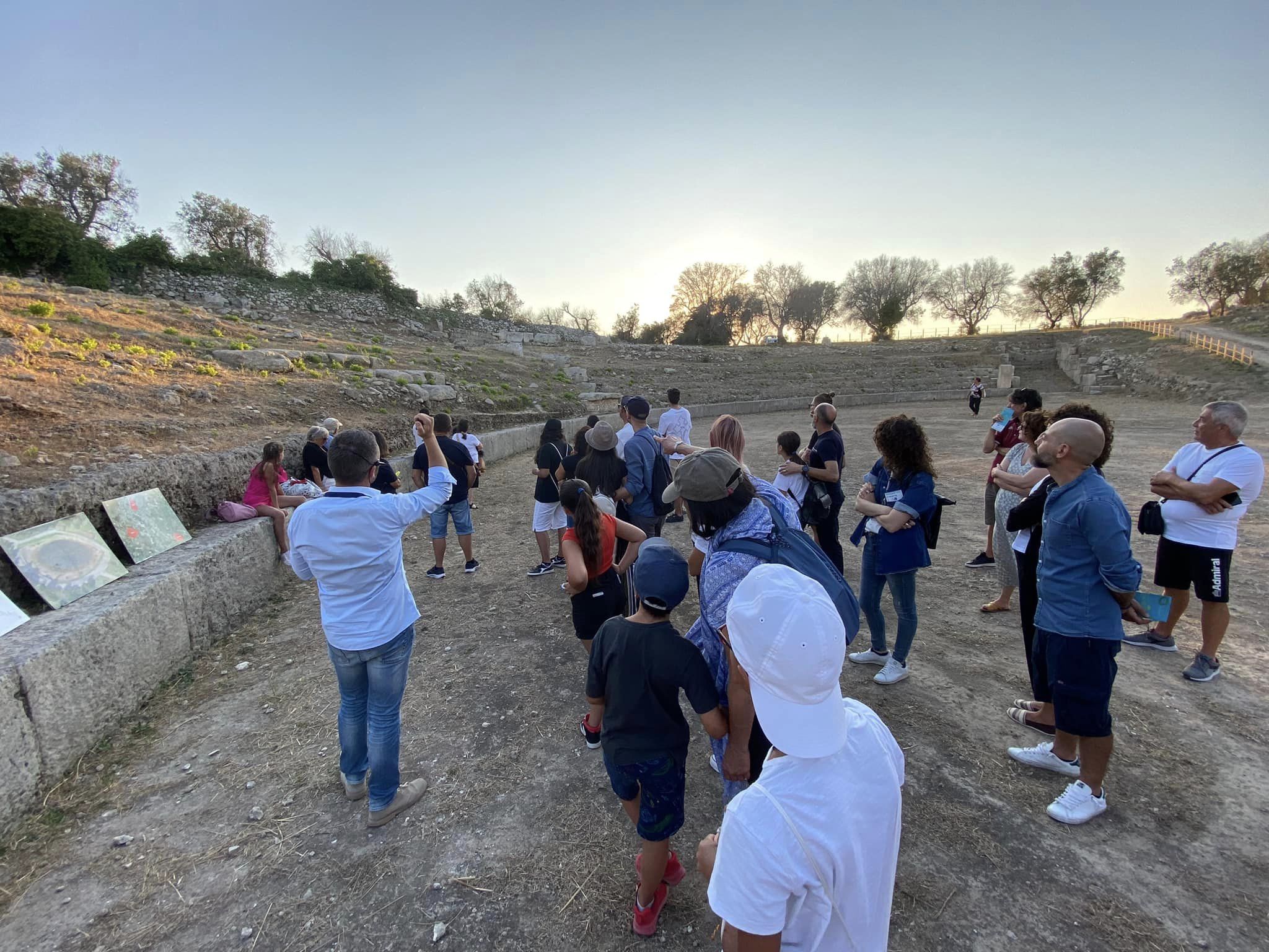 Picnic Experience con un tributo ai Pink Floyd al Parco Archeologico di Rudiae a Lecce