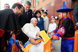 Il Papa è arrivato in Mongolia