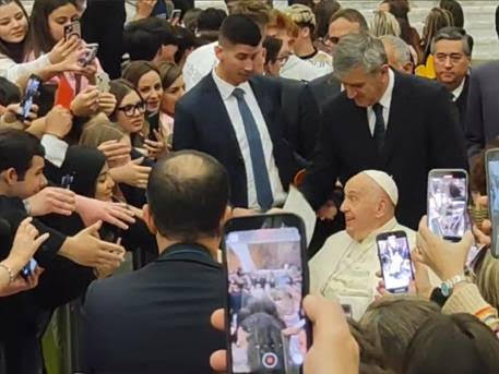 Studenti startupper di Lecce dal Papa:  “Un’esperienza unica ed emozionante”