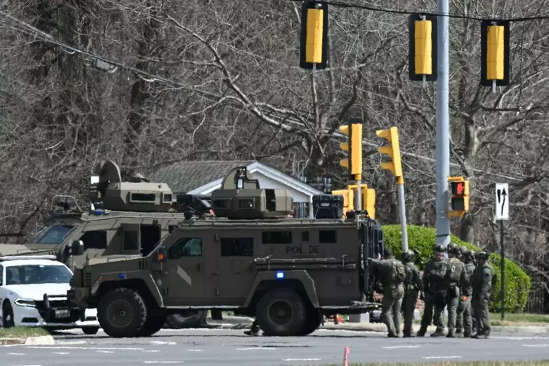 Spari fuori dal quartier generale della Cia